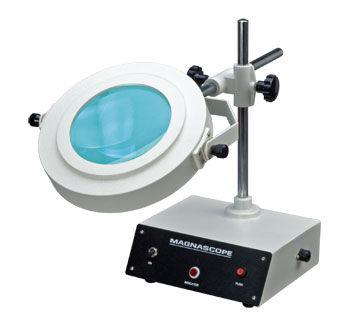 Illuminated Magnifiers